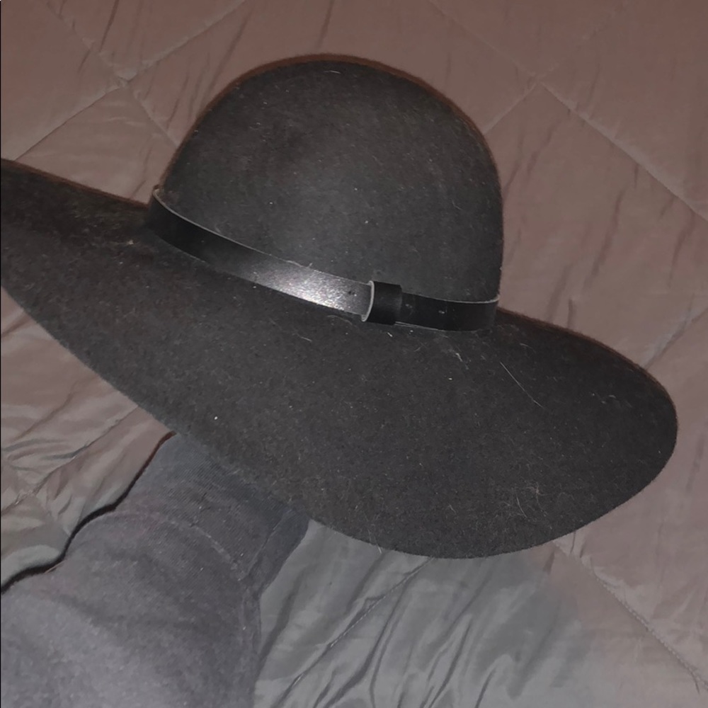 Hat - Picture 2 of 2